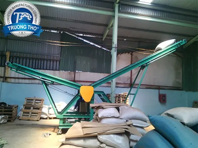 băng tải cánh bướm 8m