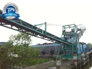Băng tải cầu cảng cánh bướm