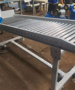 băng tải con lăn nghiêng