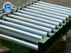 Băng tải con lăn truyền động xích