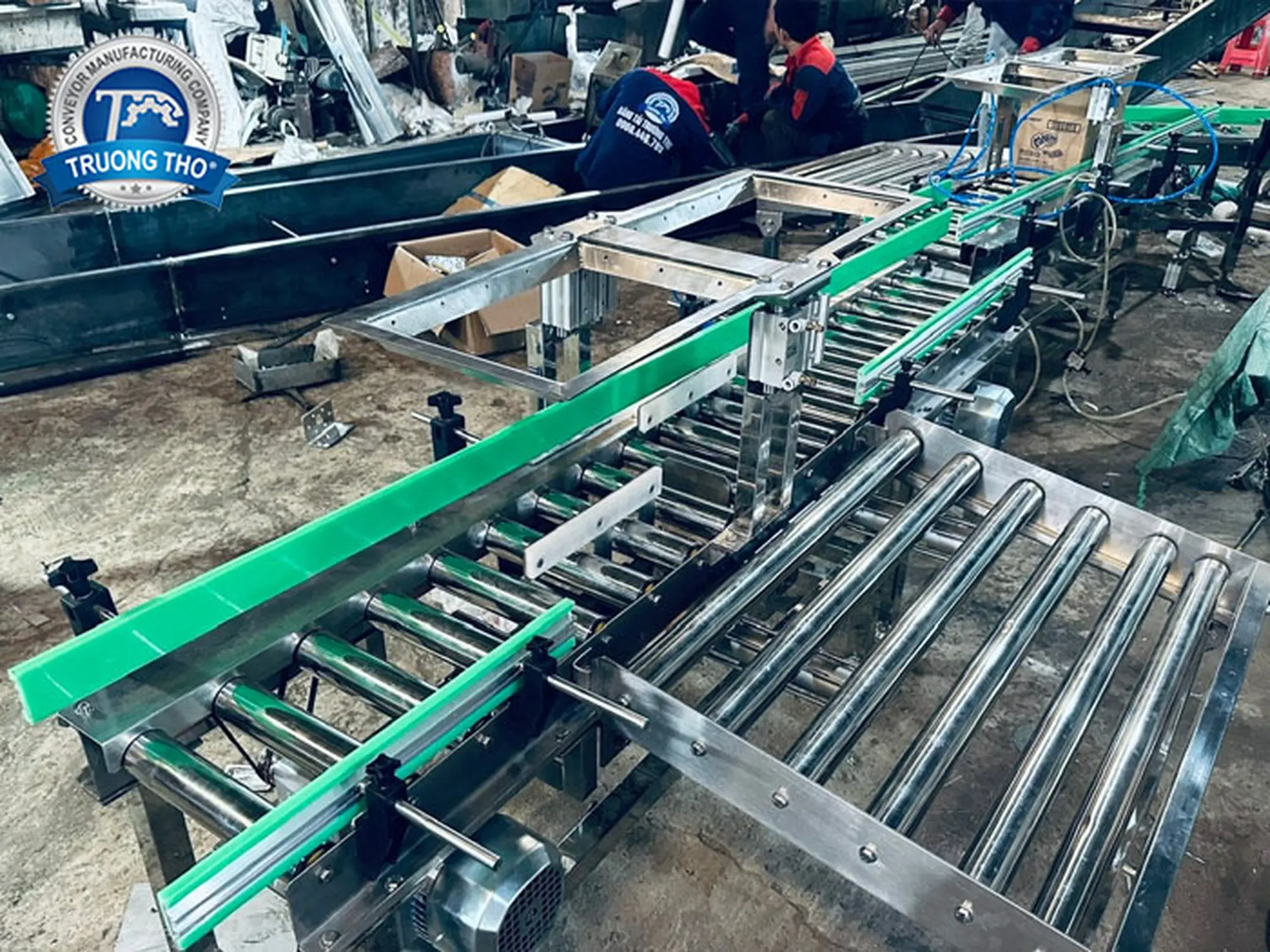 Băng tải con lăn tự do