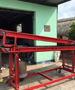 Băng tải hàng lên xe tải