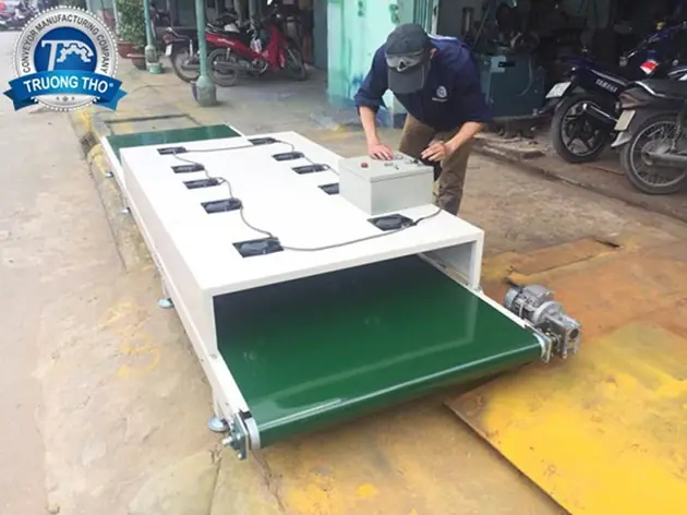 băng tải thổi khô mực in lụa