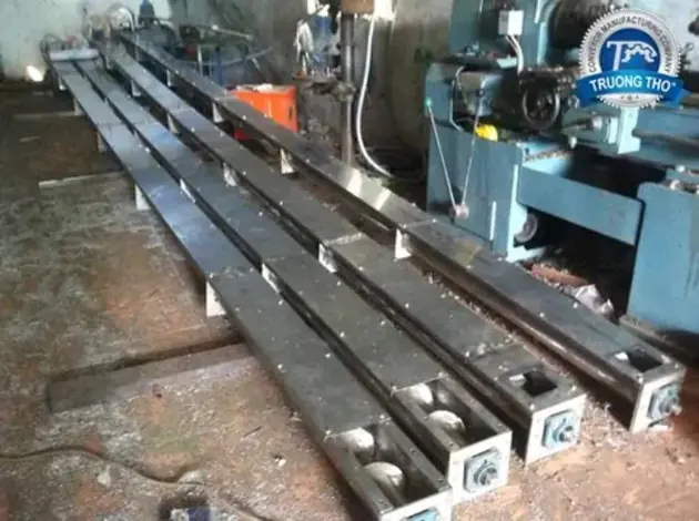 vít tải inox công nghiệp