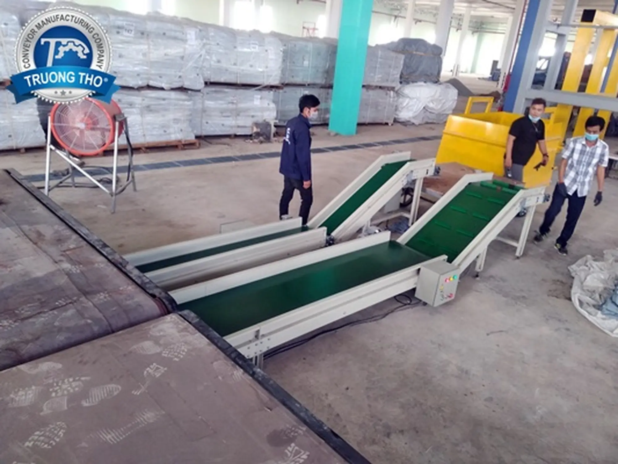 Băng tải pvc tải da vụn