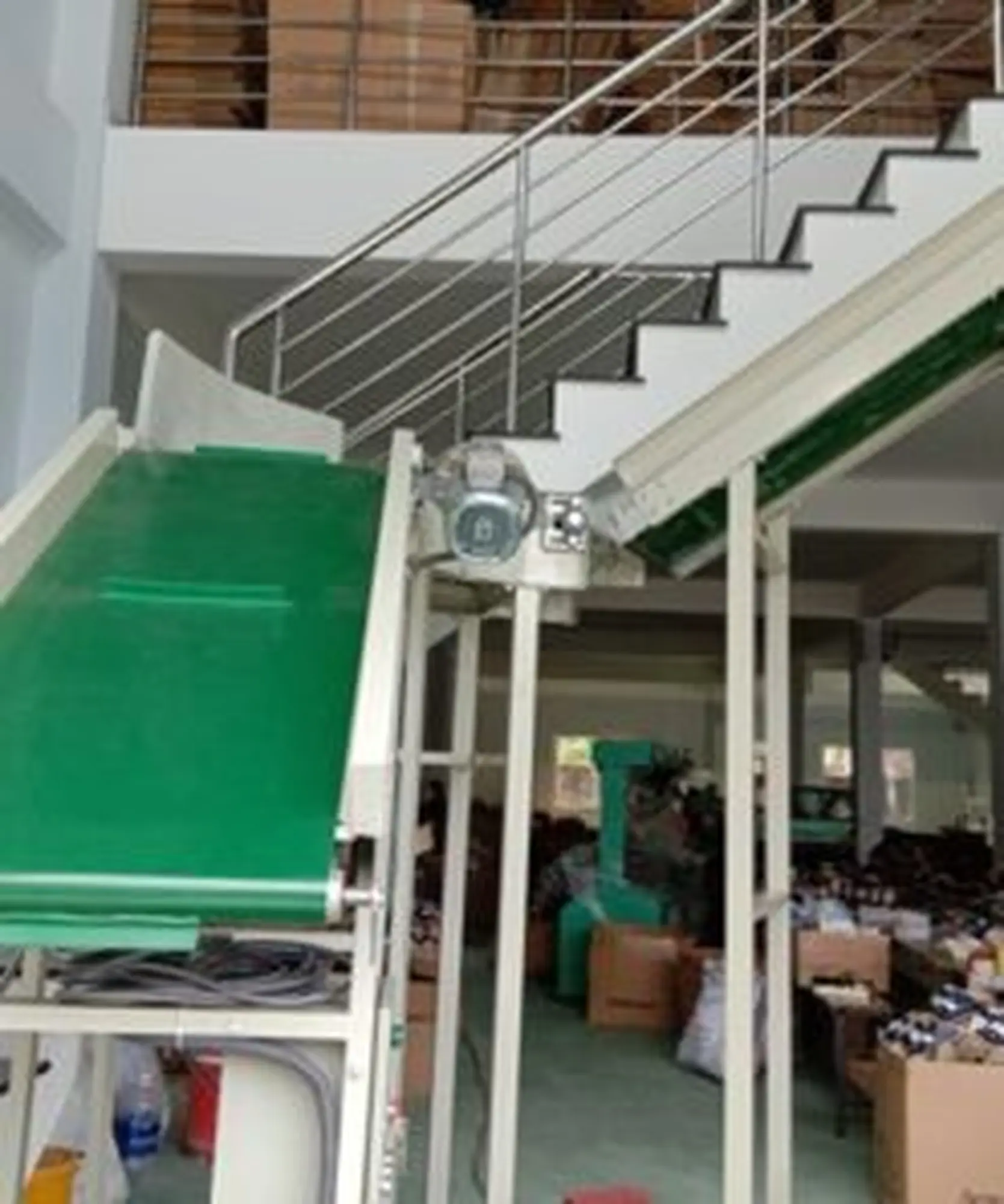 bang tai pvc nghieng