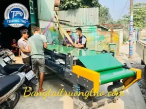 Hệ thống băng tải PVC ép giấy
