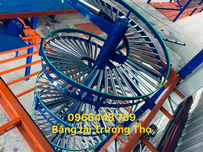 băng tải xoắn ốc