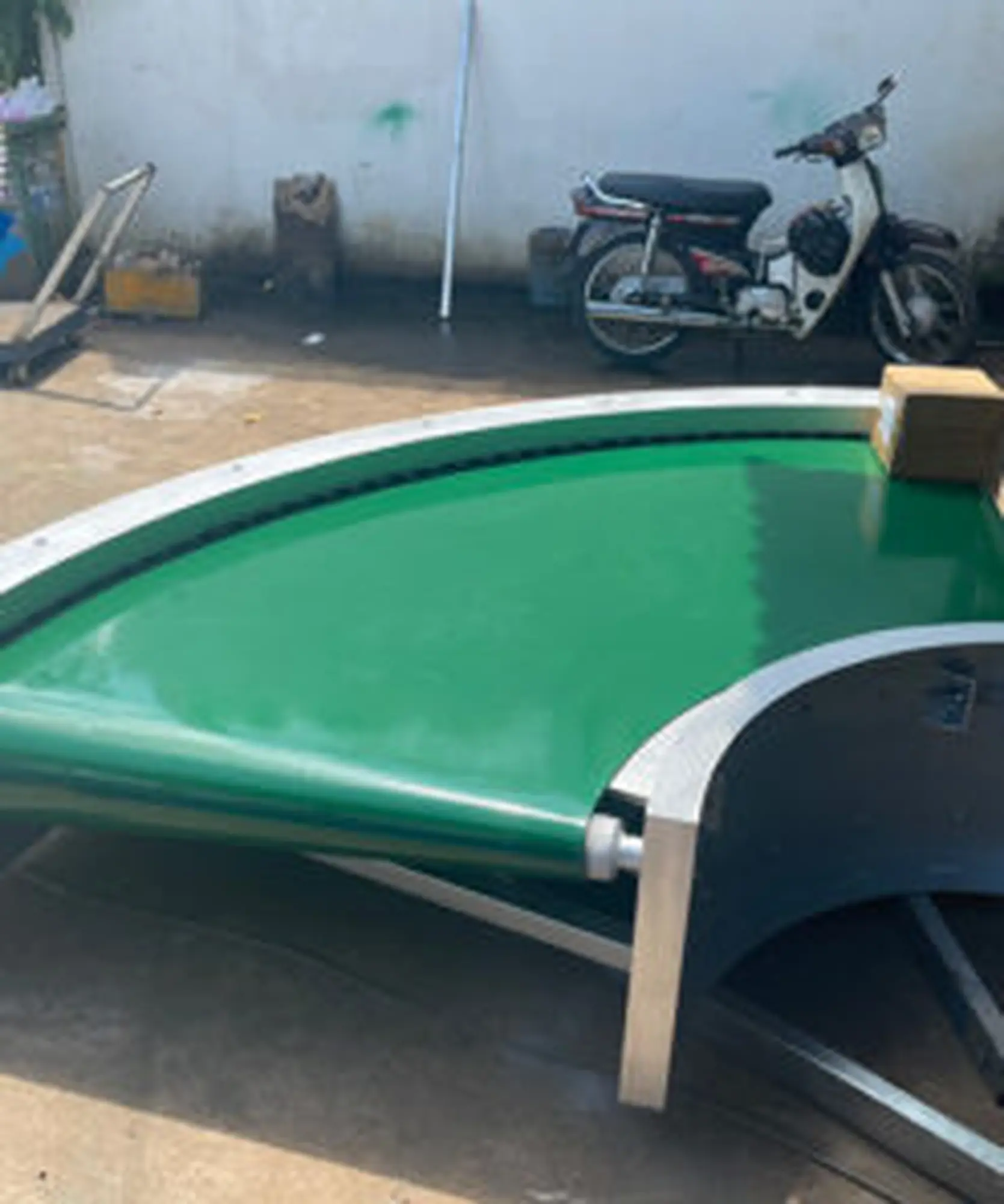 băng tải pvc cong 45 độ