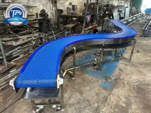 Băng tải xích nhựa thực phẩm - Đáp ứng an toàn vệ sinh