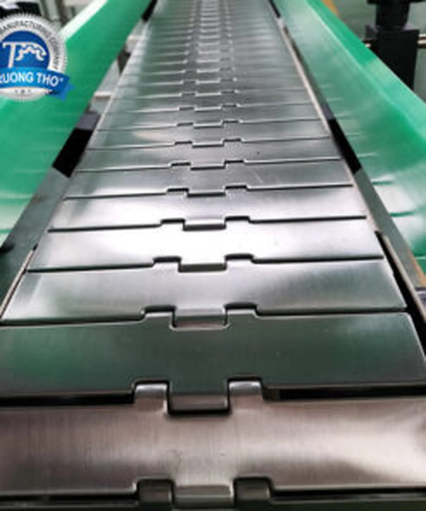 Băng tải xích inox