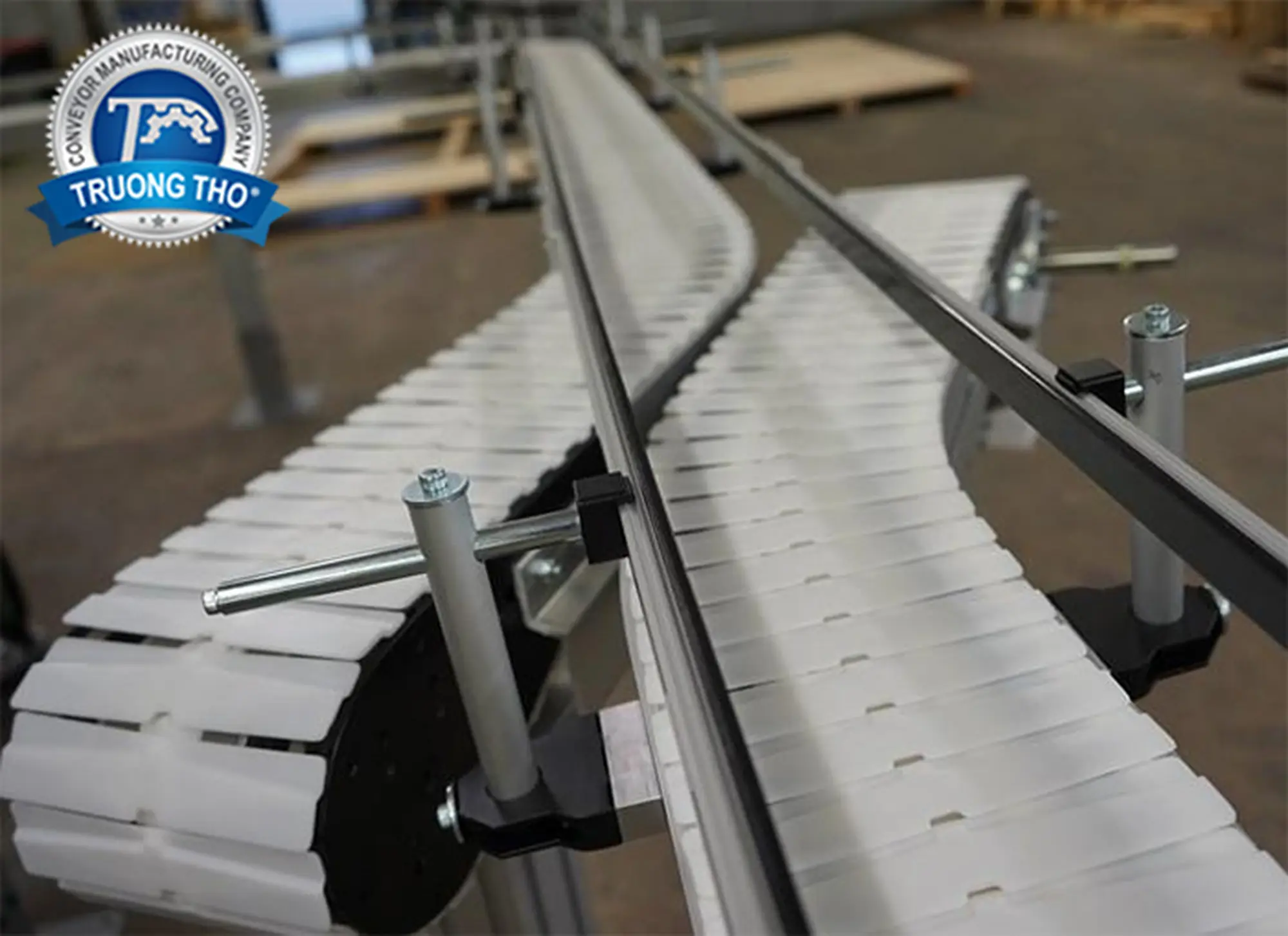 băng tải xích nhựa