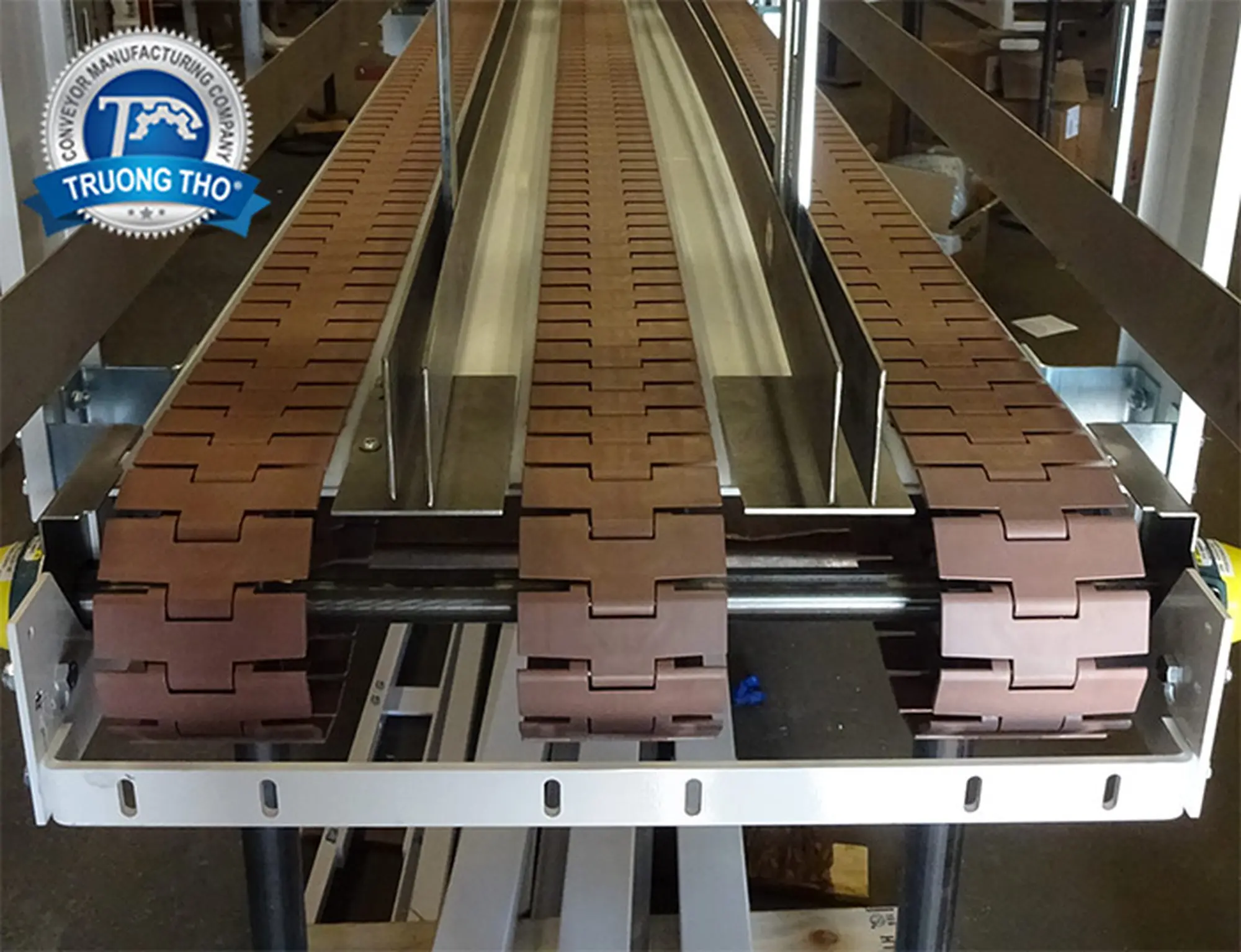 băng tải xích nhựa thẳng