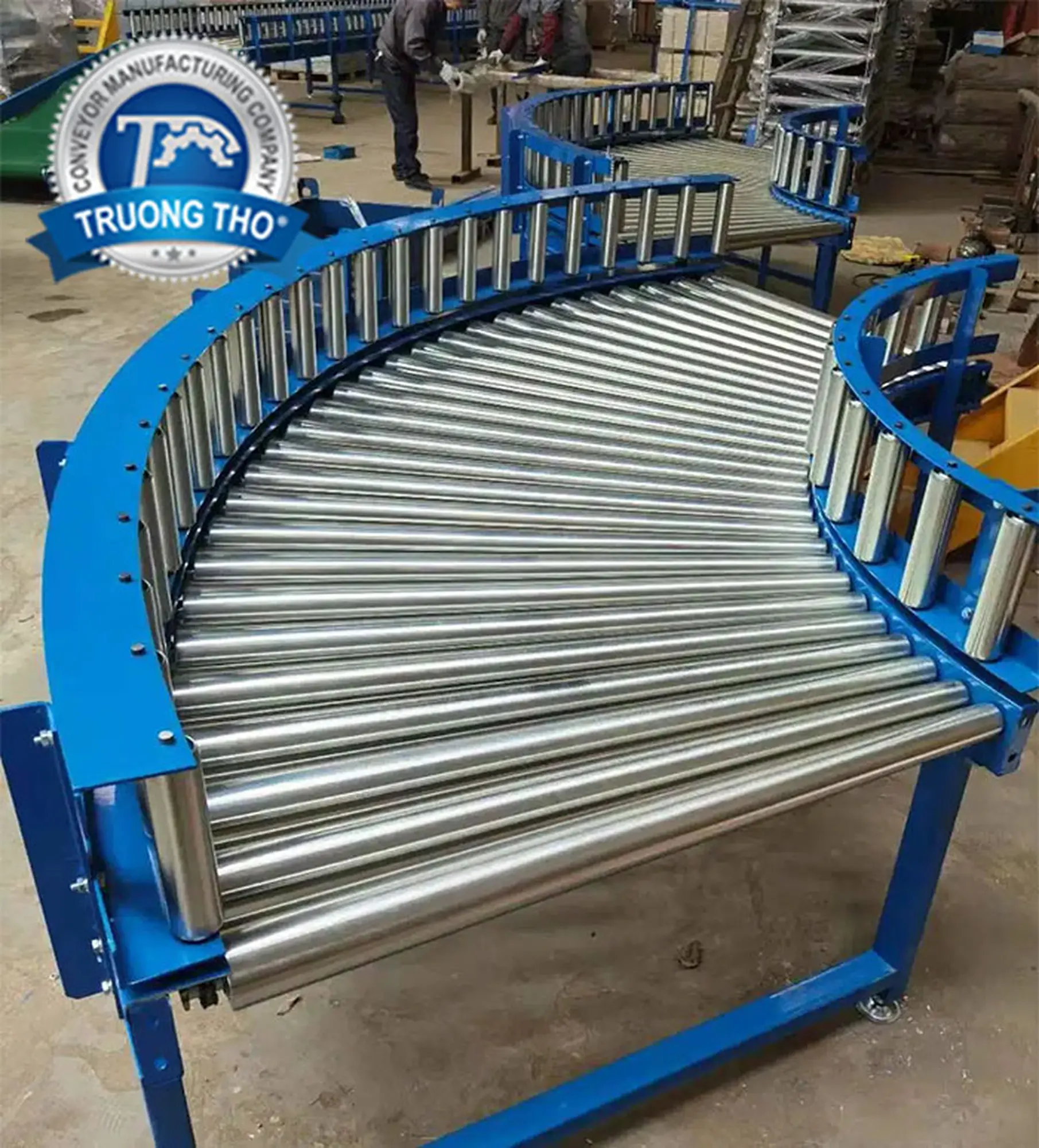 băng tải con lăn cong