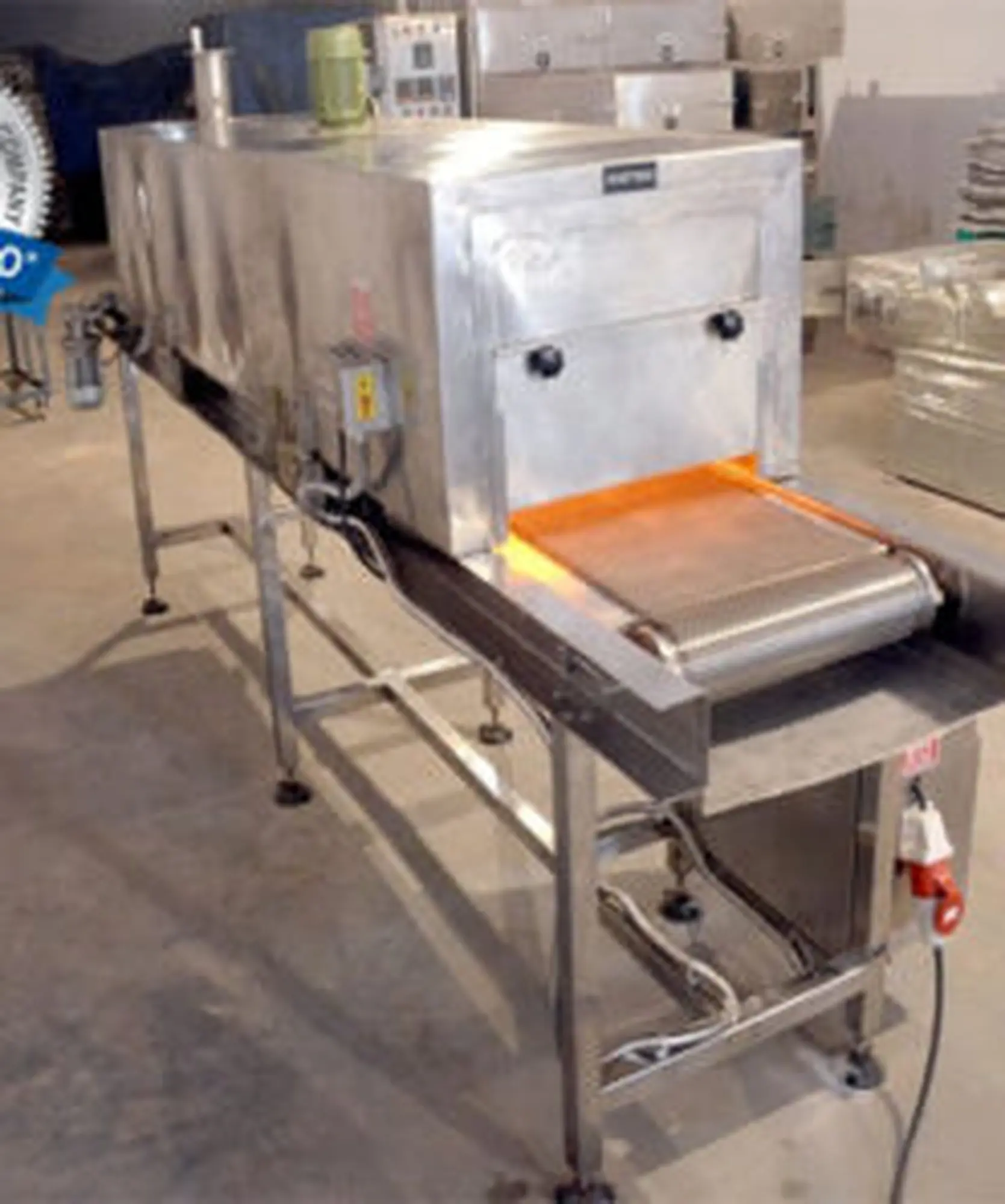 Băng tải lưới buồng sấy nhiệt