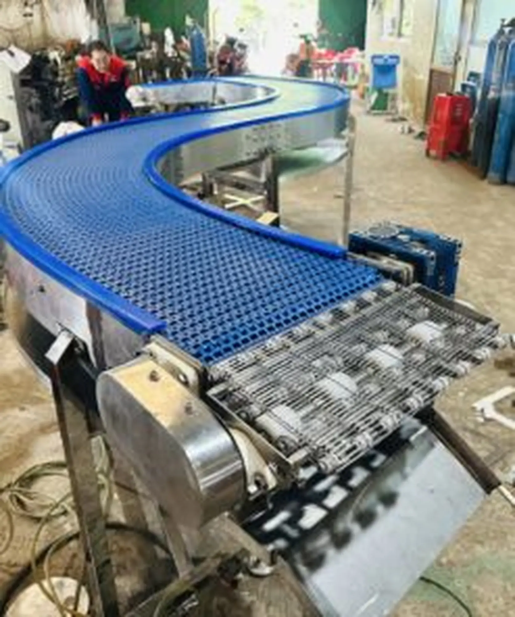 Băng tải xích nhựa Modular thực phẩm