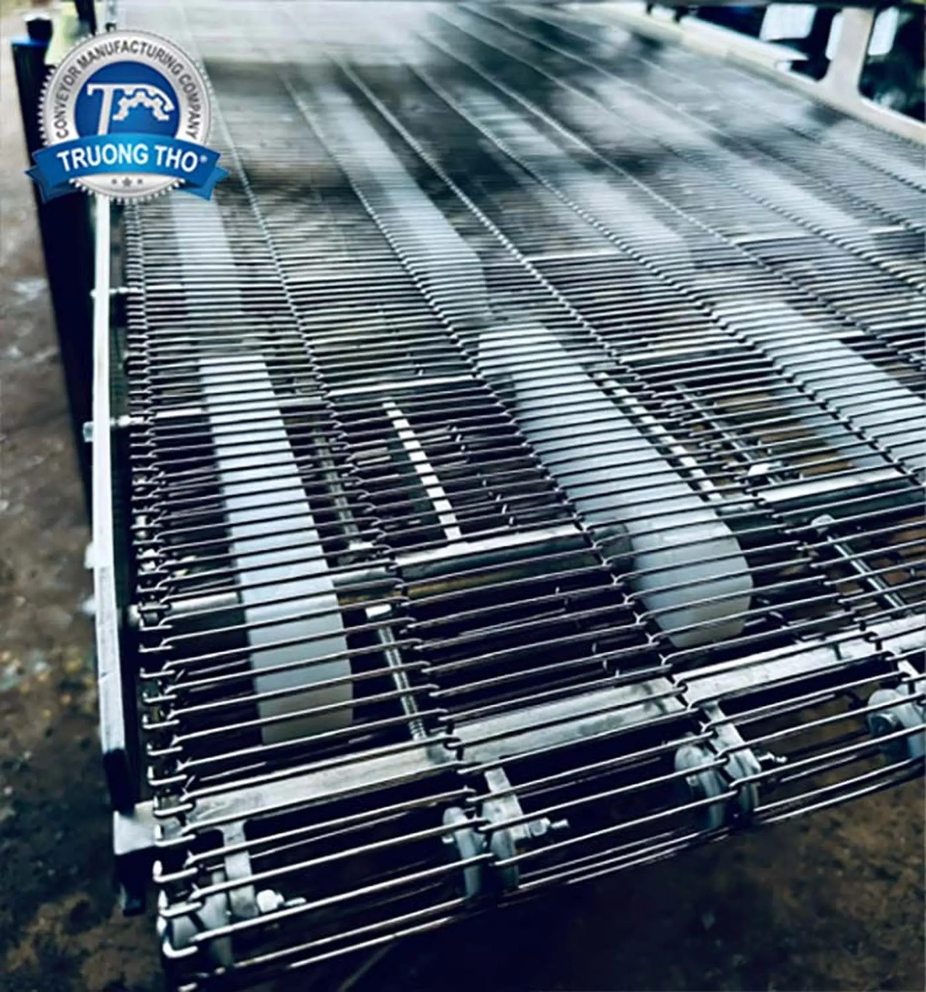 Băng tải lưới thang inox 8M