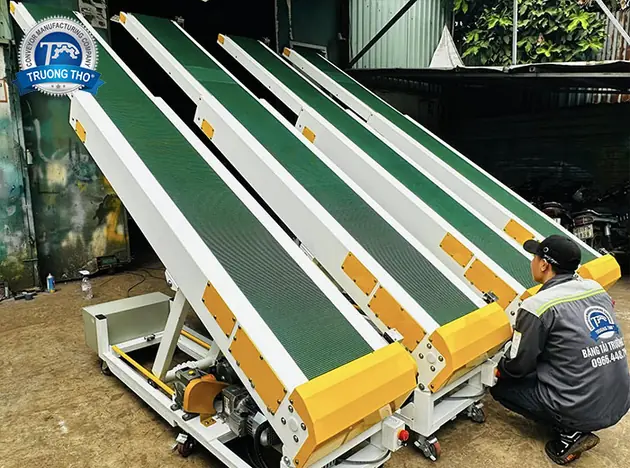 băng tải co rút pvc