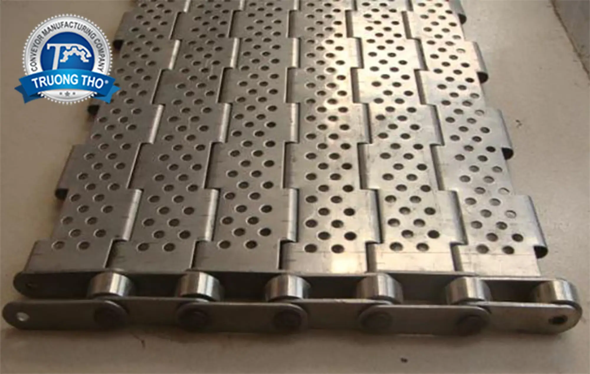 băng tải bản lề