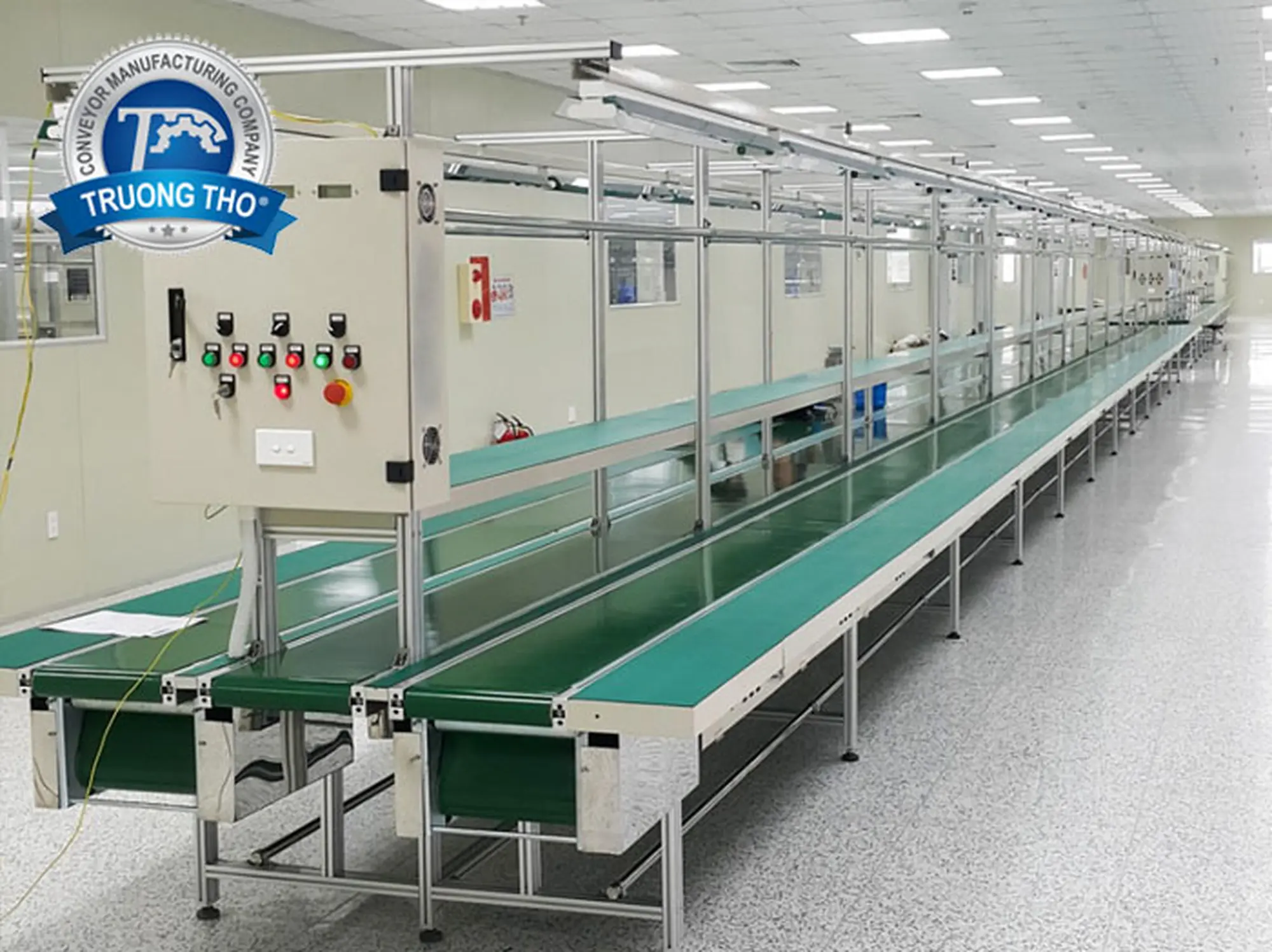 Băng tải PVC bàn thao tác