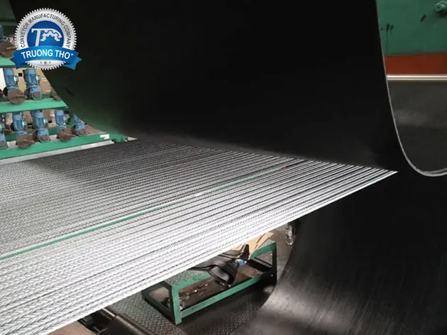 băng tải cao su lõi thép